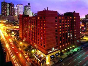 Embassy Suites Chicago Exterior photo